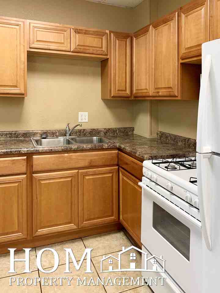 725 N 6th St #NA - Photo 6 of 18