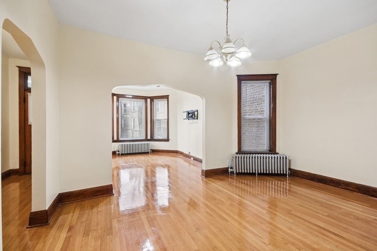 3927 W Flournoy St #2 - Photo 5 of 16