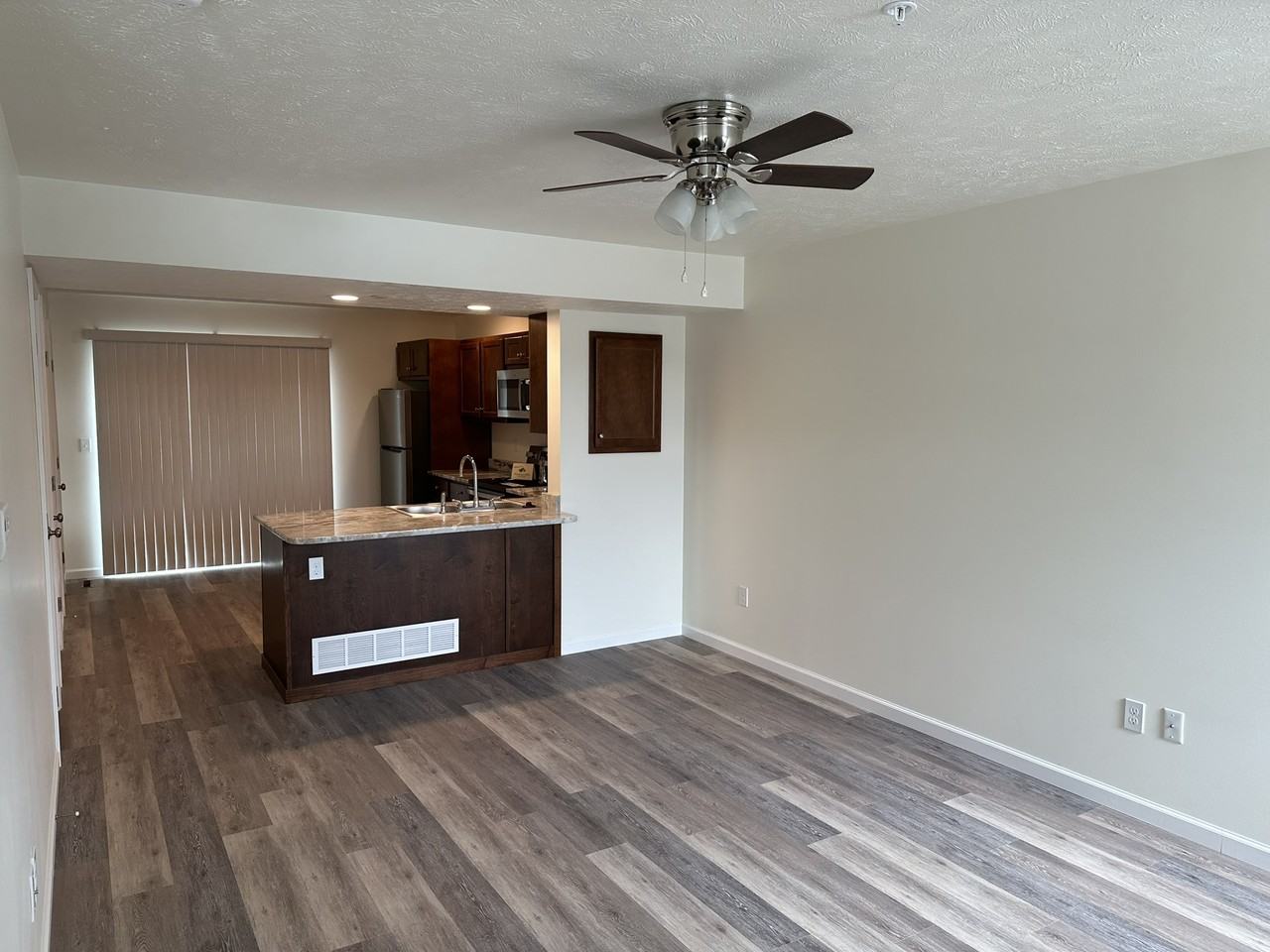 34 Circuit St #86 - Photo 3 of 14