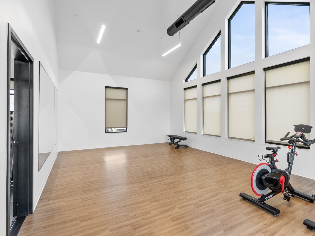 17066 Dysart Pl #17066 - Photo 7 of 32