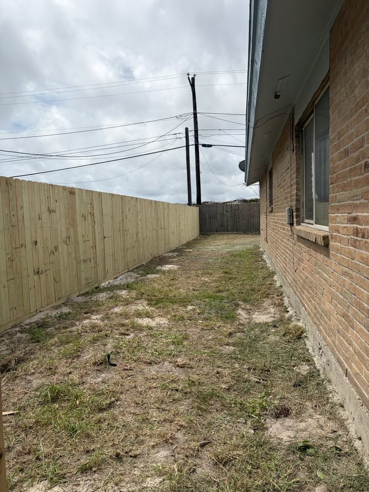 309 Easy St Unit A #NA - Photo 5 of 10