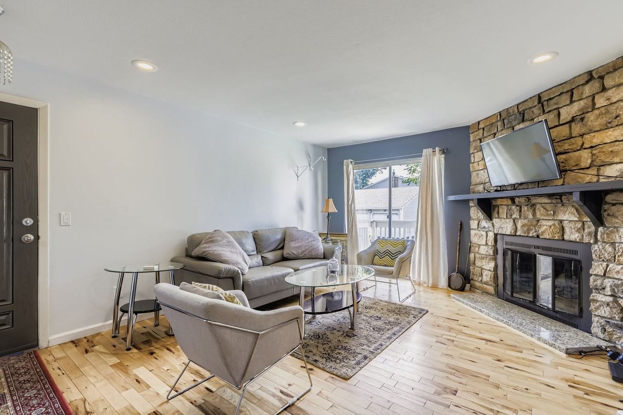 14141 E Jewell Ave #103 - Photo 2 of 11