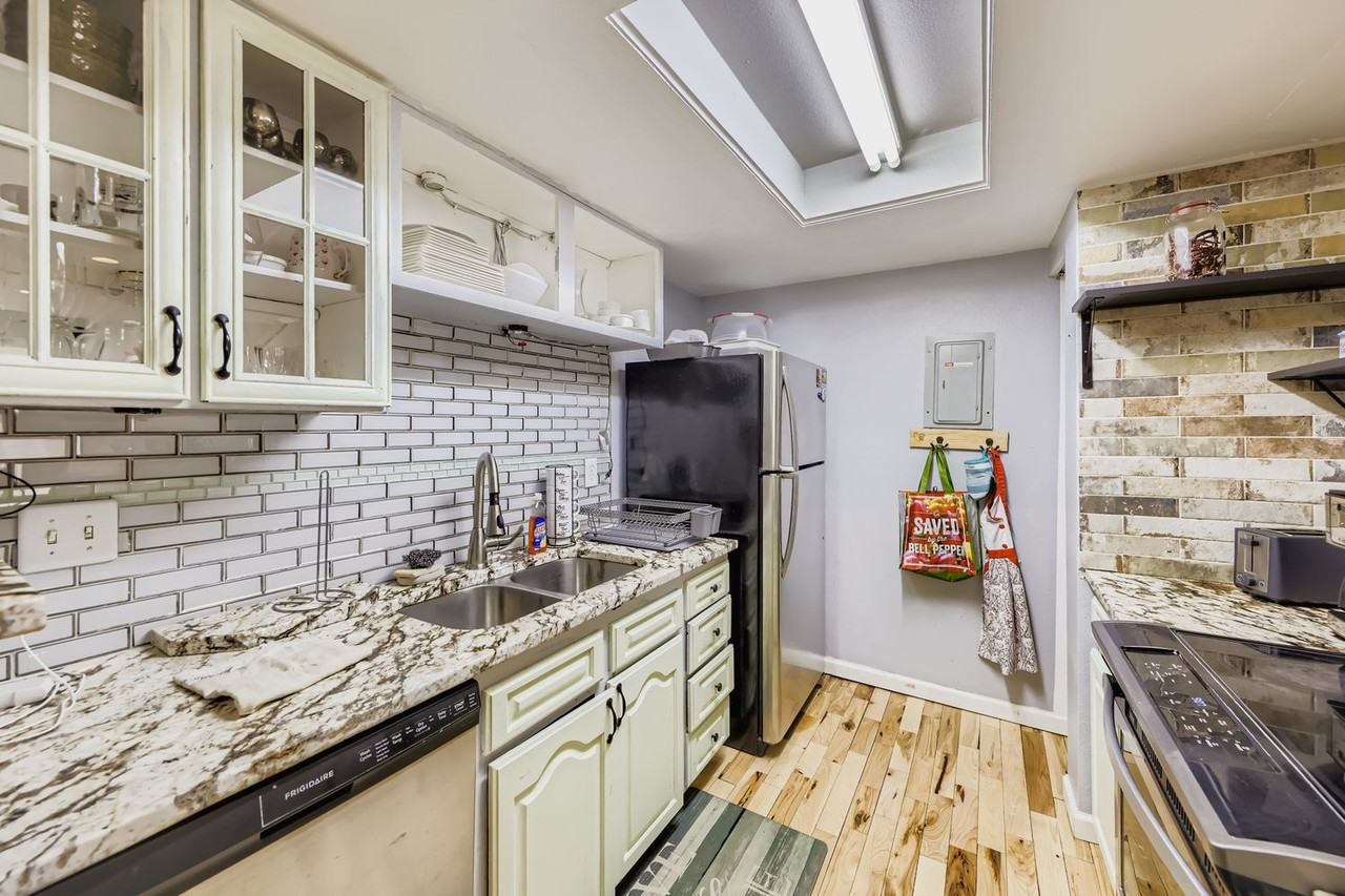 14141 E Jewell Ave #103 - Photo 5 of 11