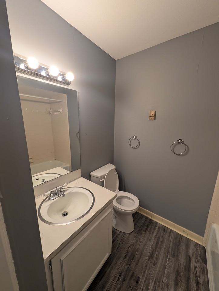 4705 20th Ave #2 - Photo 6 of 10