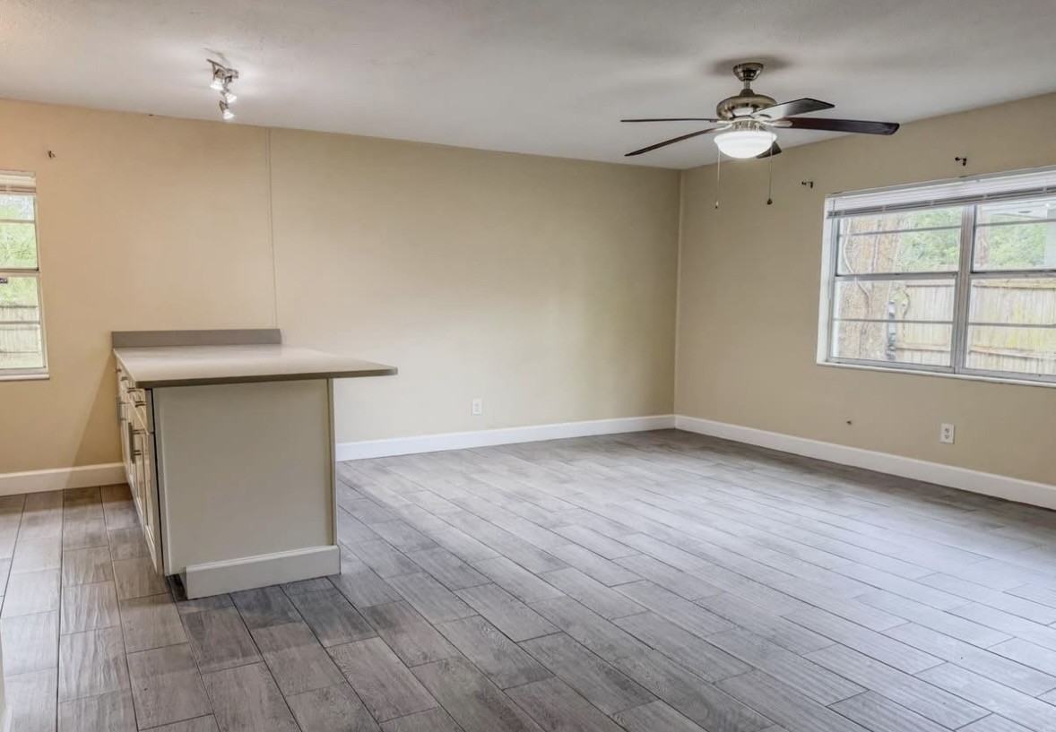 732 W Hubbard Ave #NA - Photo 4 of 7