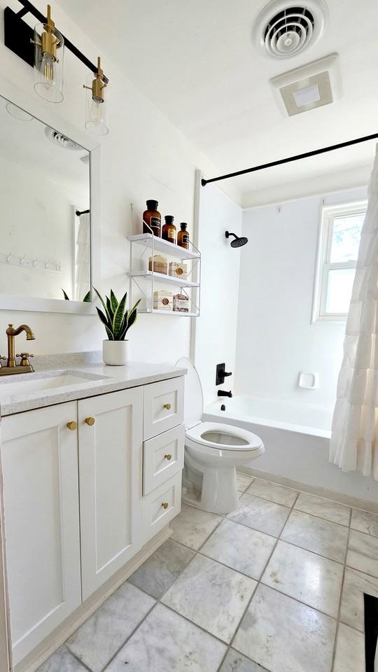 701 N Warfield Dr #NA - Photo 6 of 21