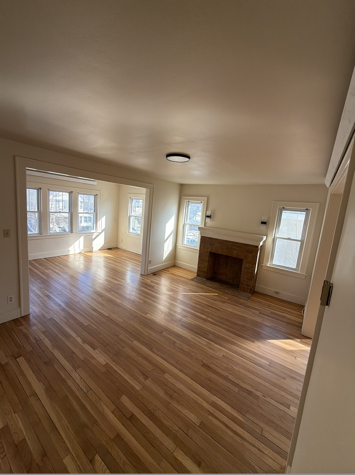 29 Laurel Ave #2 - Photo 6 of 11