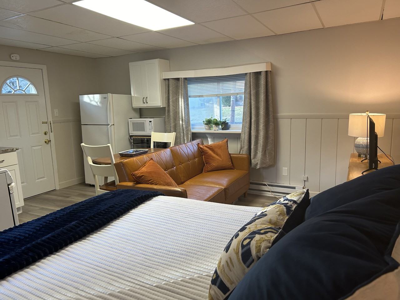 9 Rice Ave Apt C #NA - Photo 3 of 9