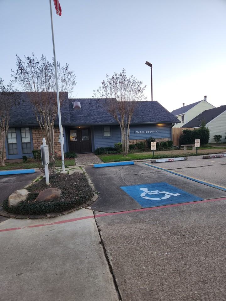 246 Settlers Park Dr #246 - Photo 2 of 18