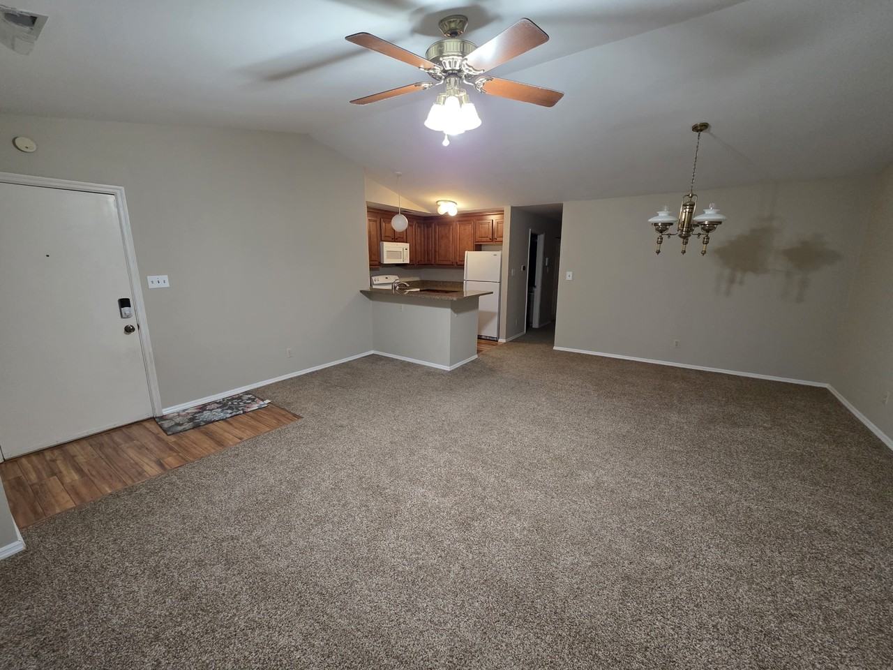 1310 Crossings Ct #D - Photo 2 of 21