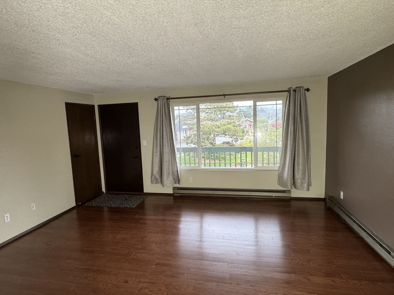 2617 F St #201 - Photo 3 of 10