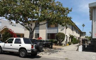 932 N Ardmore Ave #10 - Photo 1 of 1