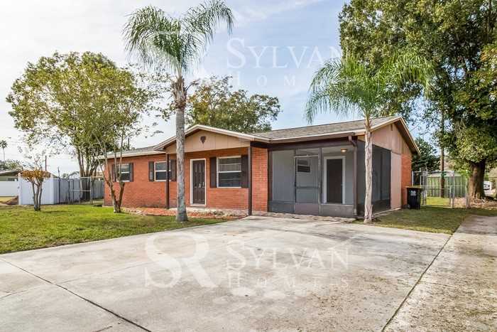 946 Keen Ct - Photo 3 of 16