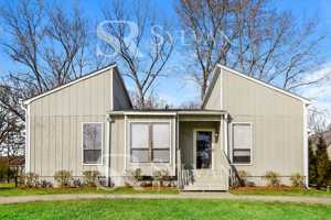 featured image of 11129 Meadowcrest Ln