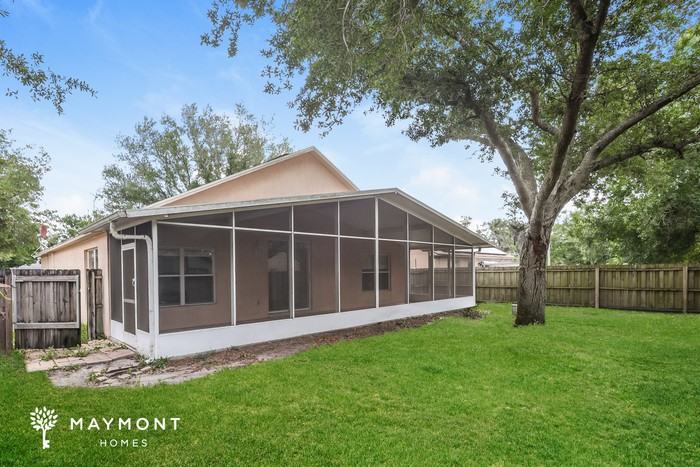 1405 Orange Moss Ct - Photo 3 of 3