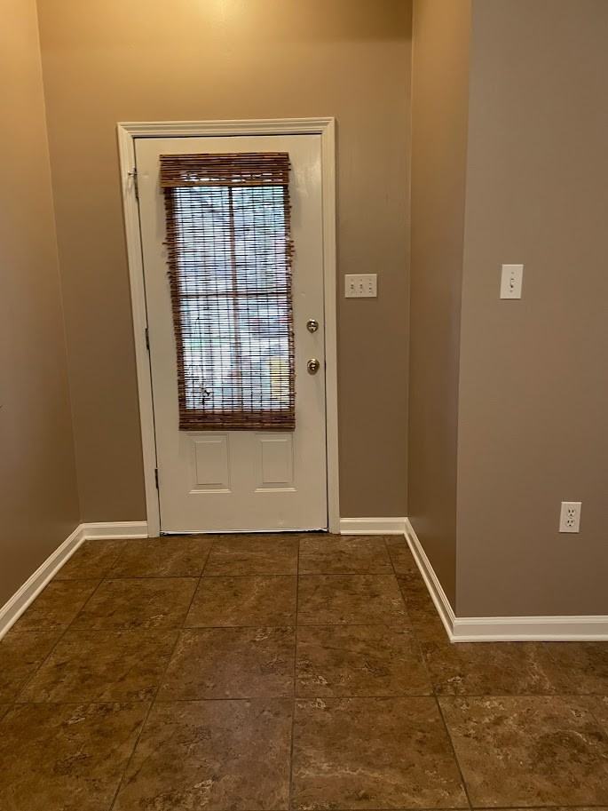 1467 Harwich Dr #NA - Photo 5 of 31