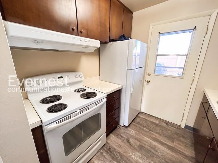 4311 N Chestnut St #2 - Photo 2 of 13