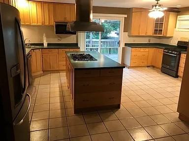 1764 Montreal Ave #NA - Photo 3 of 7