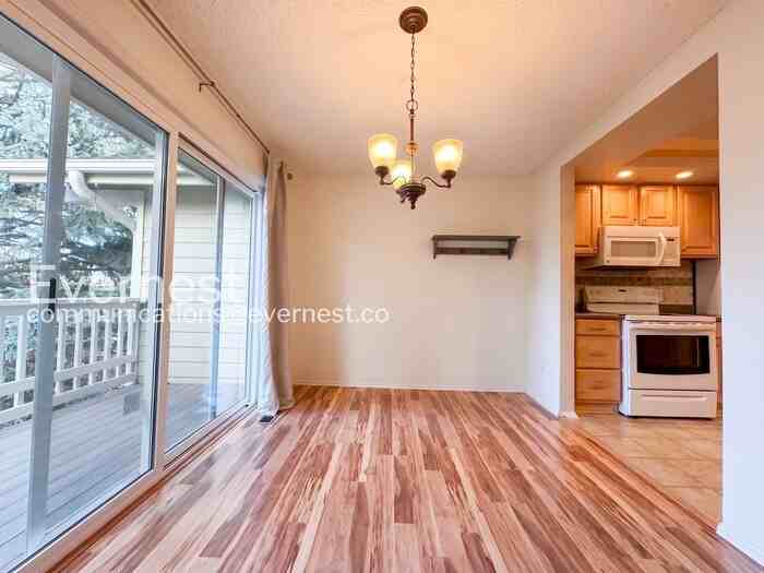 8208 S High Ct - Photo 6 of 33