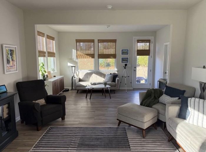 128 Umbrella Way - Photo 2 of 19