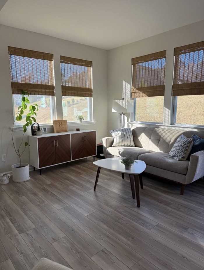 128 Umbrella Way - Photo 3 of 19