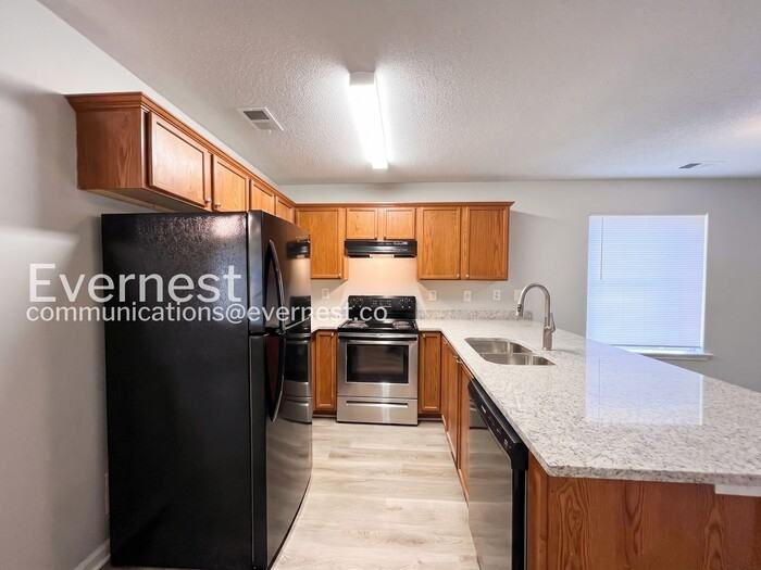 1224 Whitten Rd - Photo 3 of 25