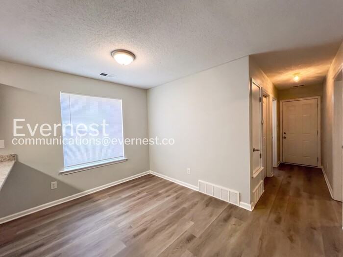 1224 Whitten Rd - Photo 5 of 25