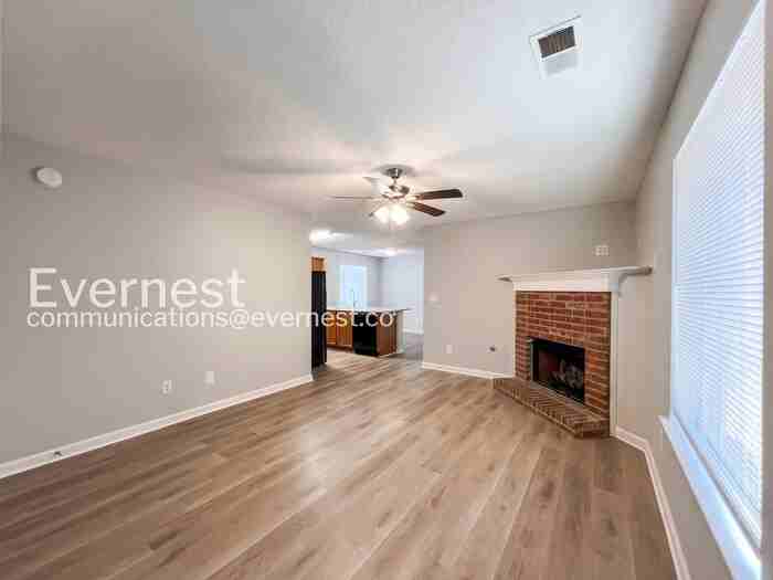 1224 Whitten Rd - Photo 6 of 25