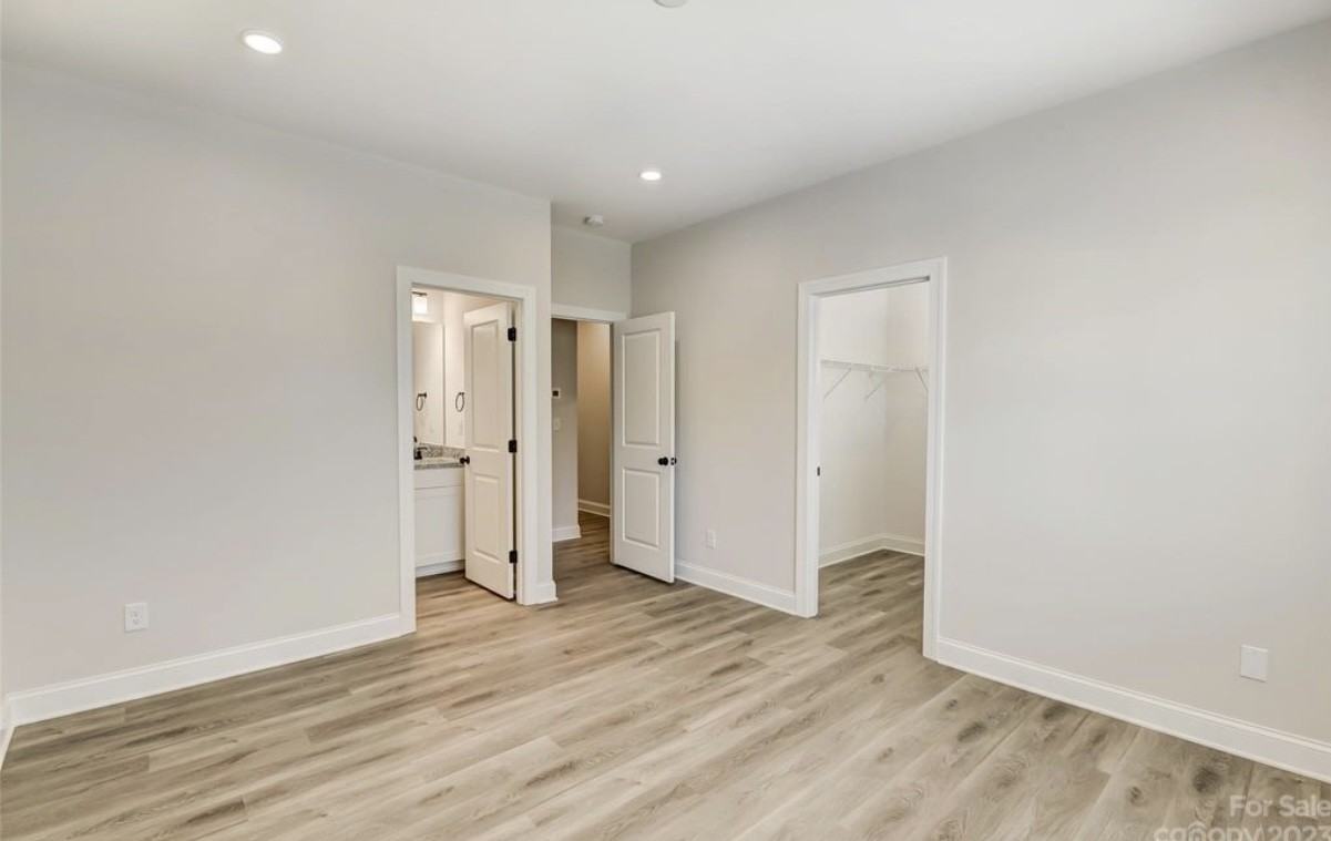 39 Hawthorne St Sw #39 - Photo 2 of 12