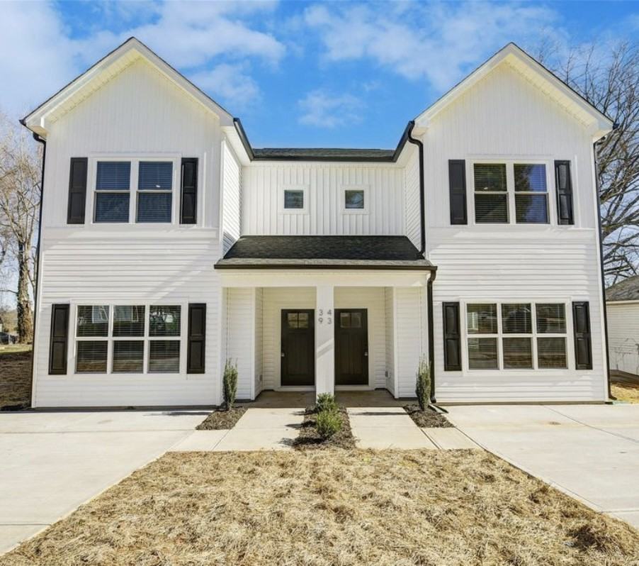 39 Hawthorne St Sw #39 - Photo 5 of 12