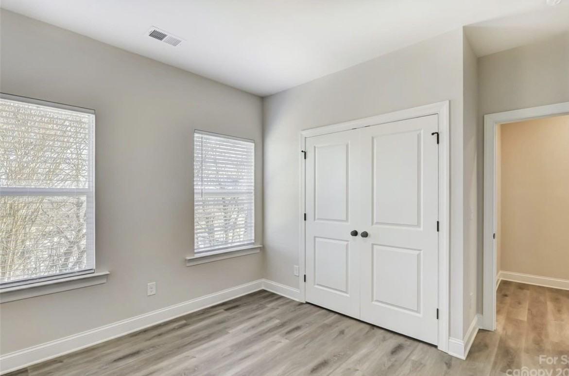 39 Hawthorne St Sw #39 - Photo 7 of 12