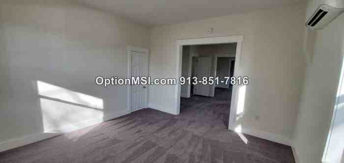 708 Pacific Ave Fl 1 - Photo 3 of 12