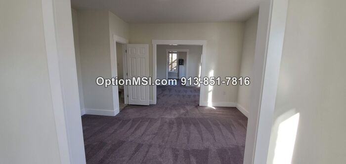 708 Pacific Ave Fl 1 - Photo 4 of 12