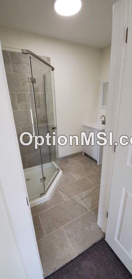 708 Pacific Ave Fl 1 - Photo 6 of 12