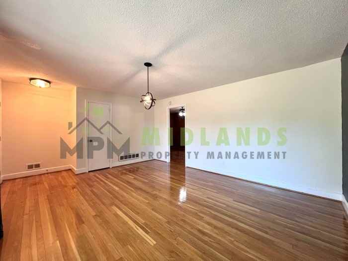 3836 Davies Dr - Photo 7 of 50