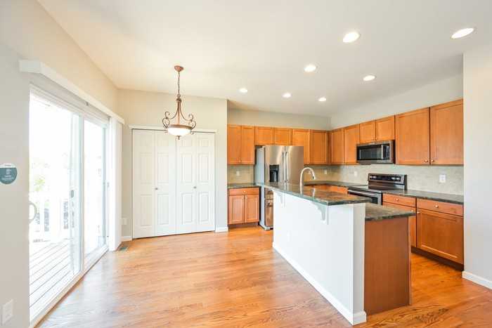 5031 S Rome St - Photo 7 of 16