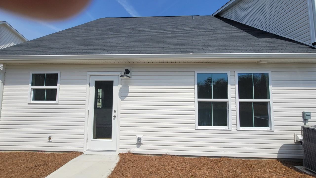 5070 Northstar Dr - Photo 2 of 17