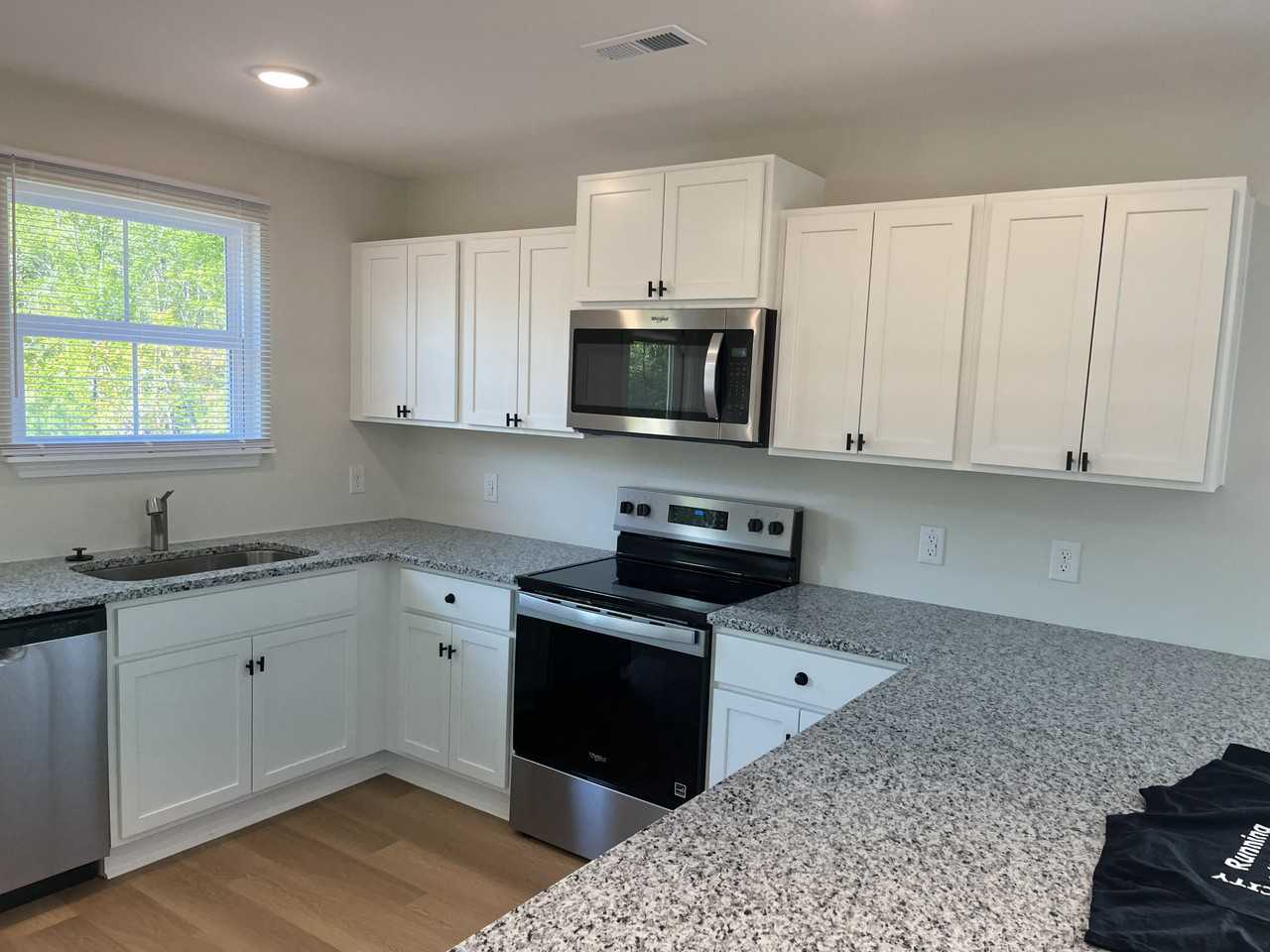 5070 Northstar Dr - Photo 3 of 17