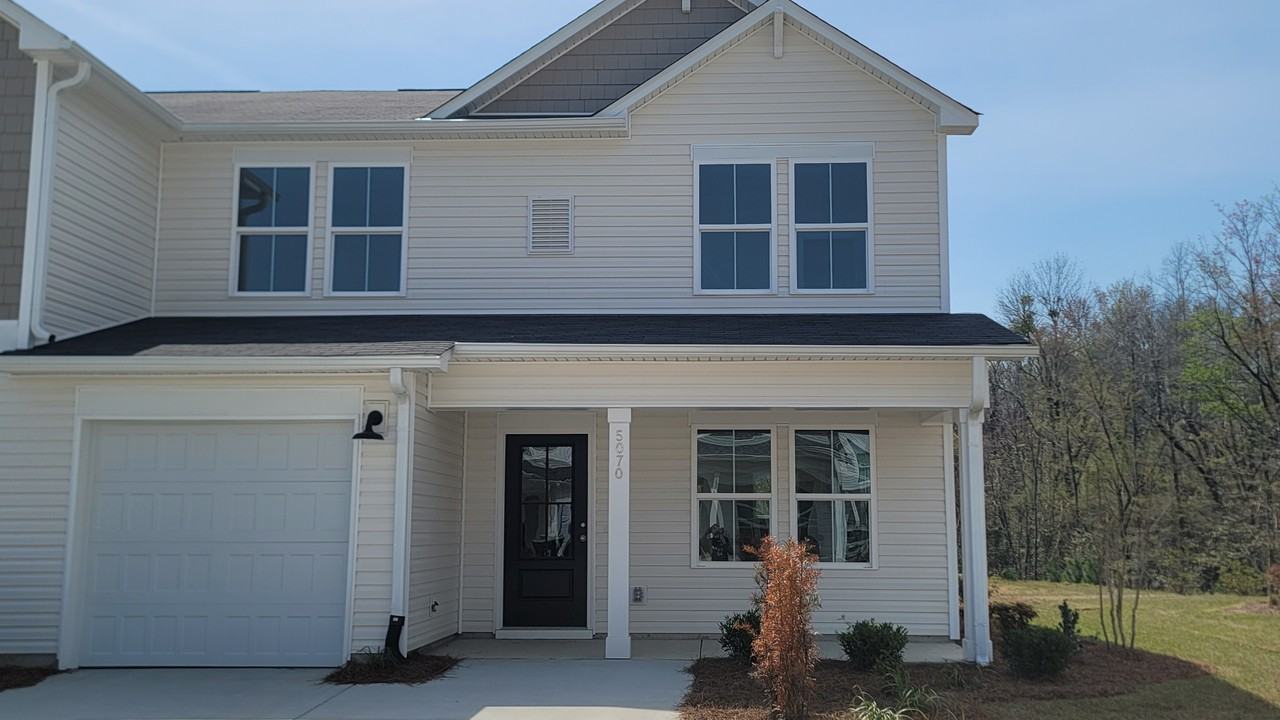 5070 Northstar Dr - Photo 5 of 17