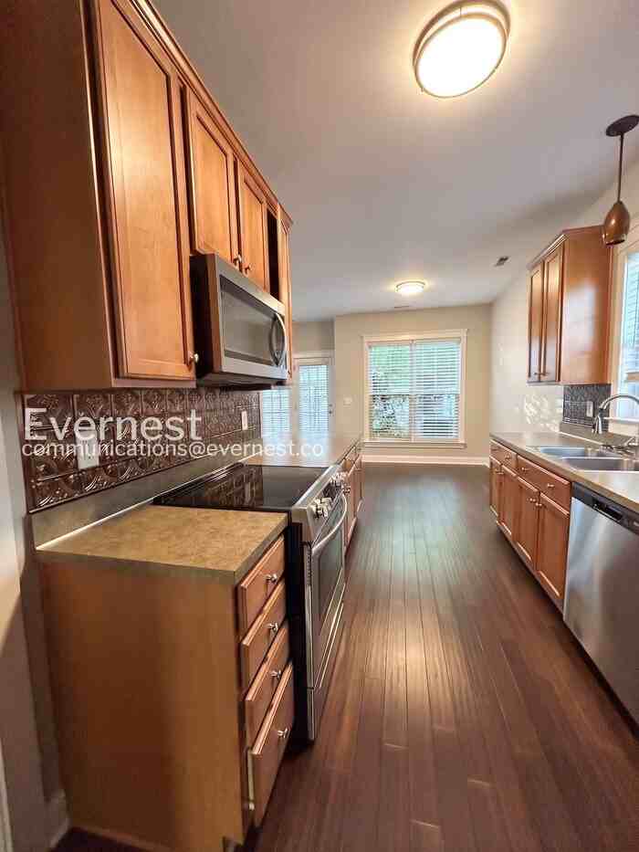 10217 Caldwell Forest Dr - Photo 3 of 28