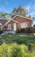 featured image of 3720 Darby St
