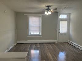 featured image of 112 S Chestnut St