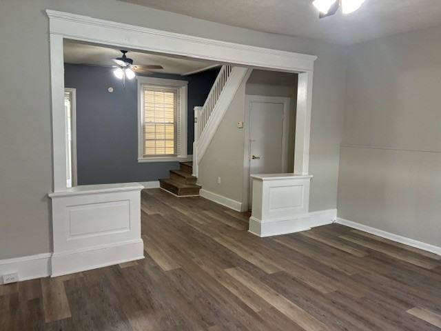 112 S Chestnut St - Photo 3 of 17