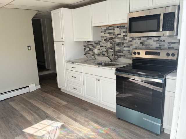 112 S Chestnut St - Photo 4 of 17