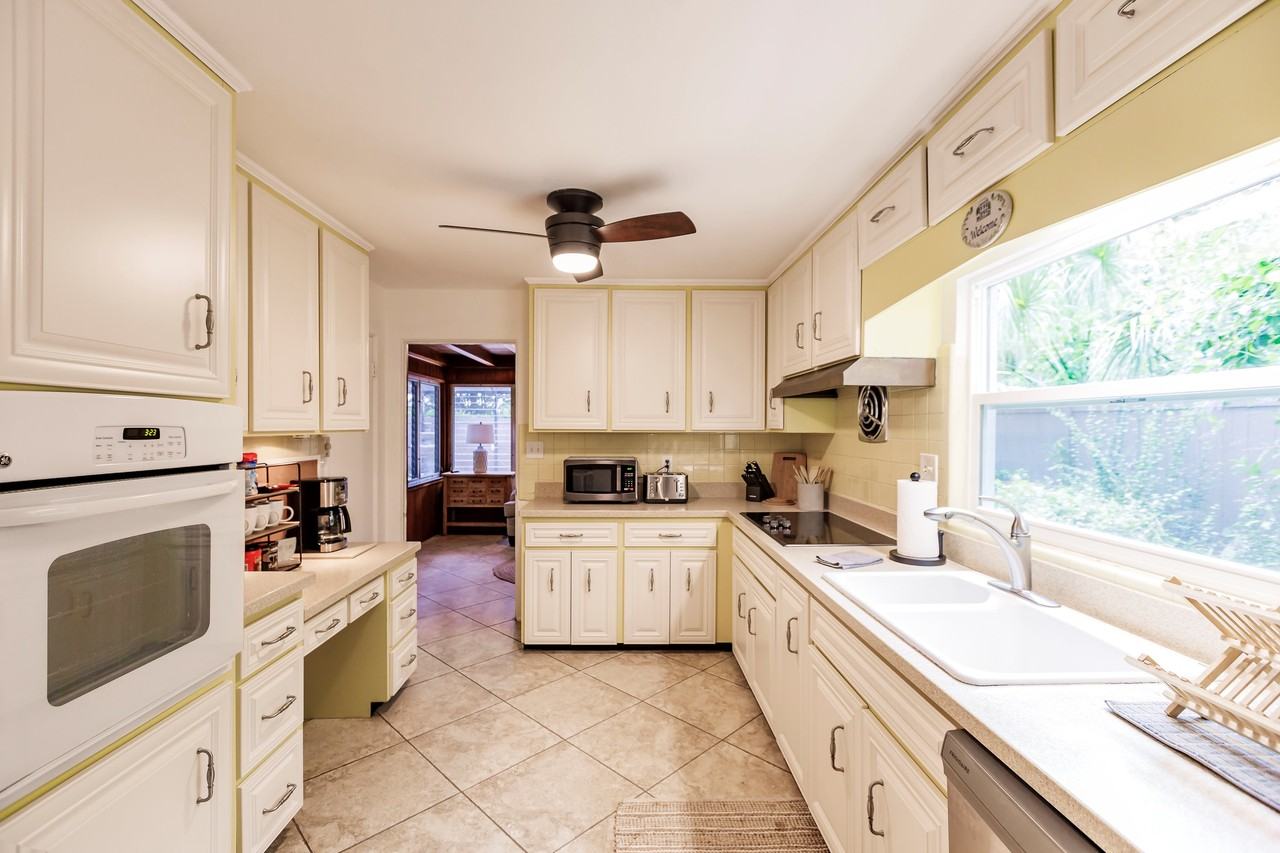 458 Woodland Dr #NA - Photo 6 of 19