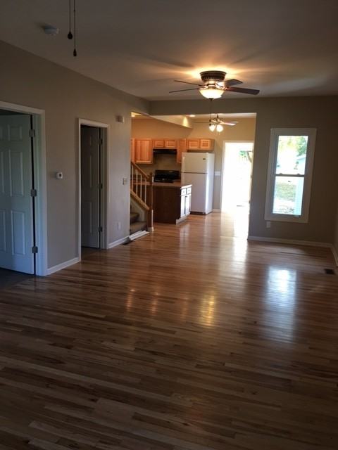 125 Pleasant St - Photo 6 of 19