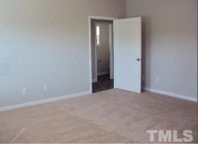 18 Wrenwood Dr - Photo 3 of 15