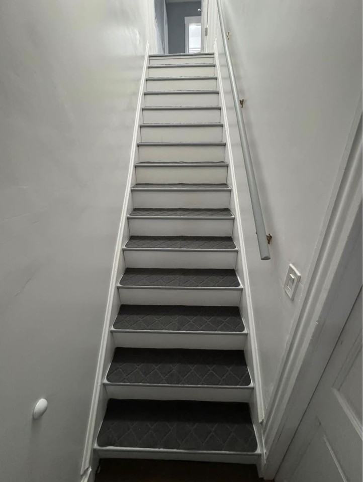 37 Mcaloon St #2 - Photo 2 of 10