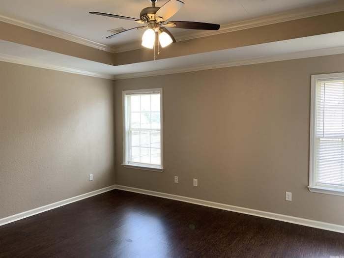 2400 Palisade Dr - Photo 7 of 13