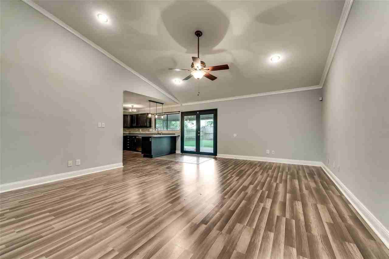 413 Redbud Dr #NA - Photo 3 of 16